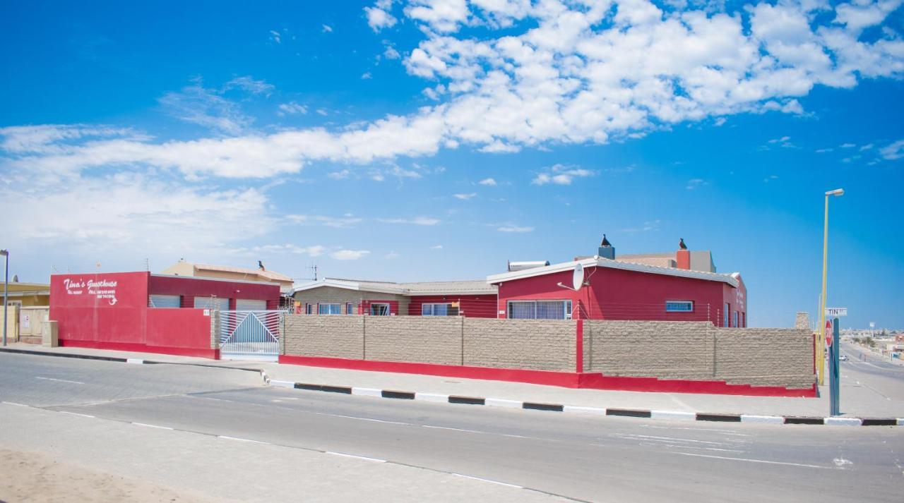 Tina'S Bed And Breakfast Swakopmund Bagian luar foto