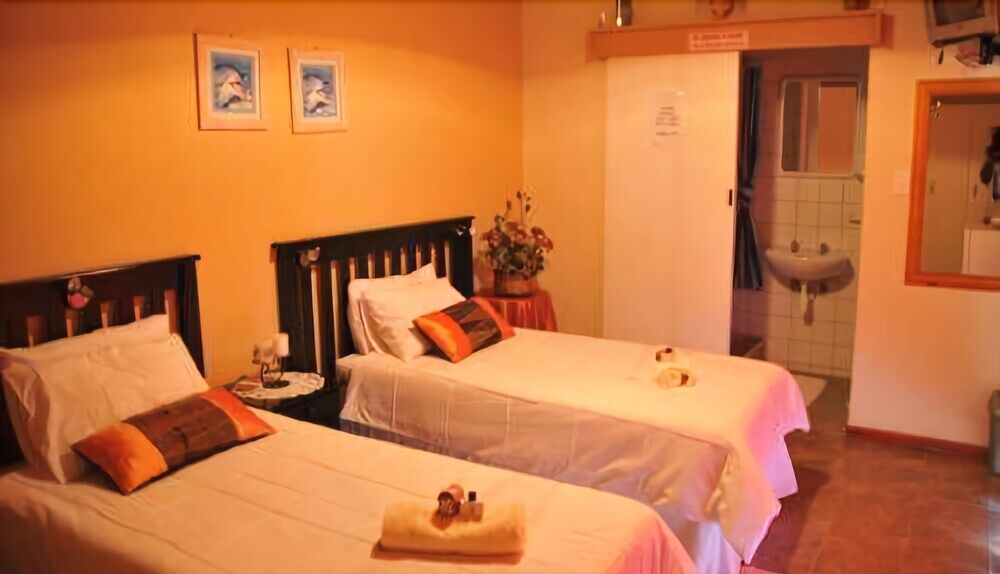 Tina'S Bed And Breakfast Swakopmund Bagian luar foto
